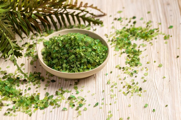 Sal de baño con aceite esencial de lemongrass