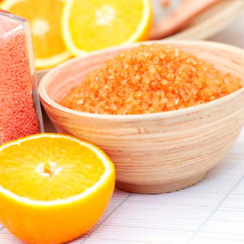 Sal de baño con aceite esencial de naranja